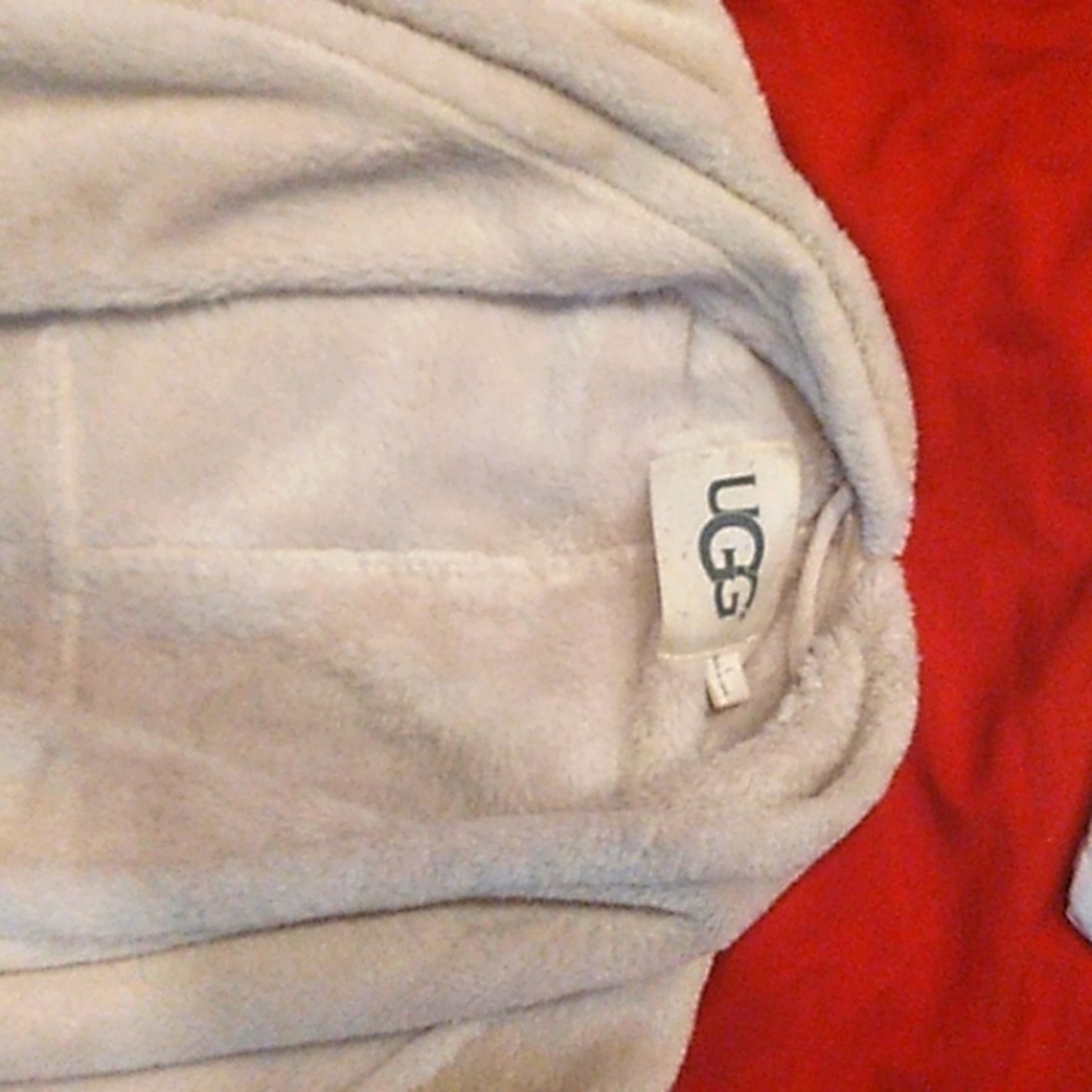 Ugg sweter